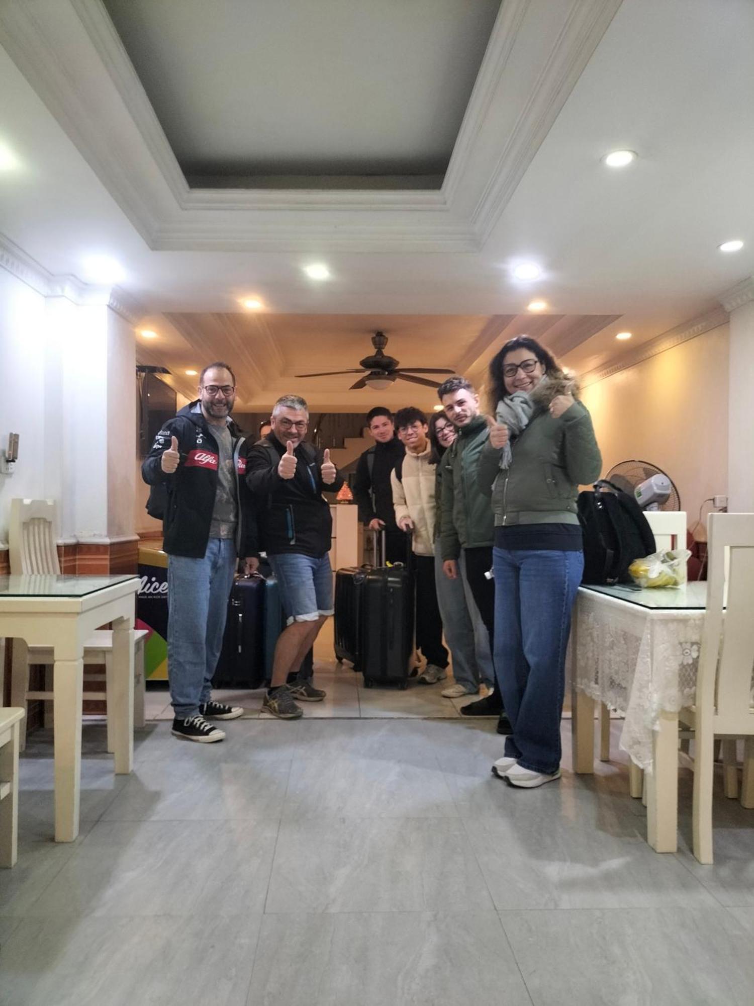 Roma Hotel Noi Bai airport Hanoi Exterior foto